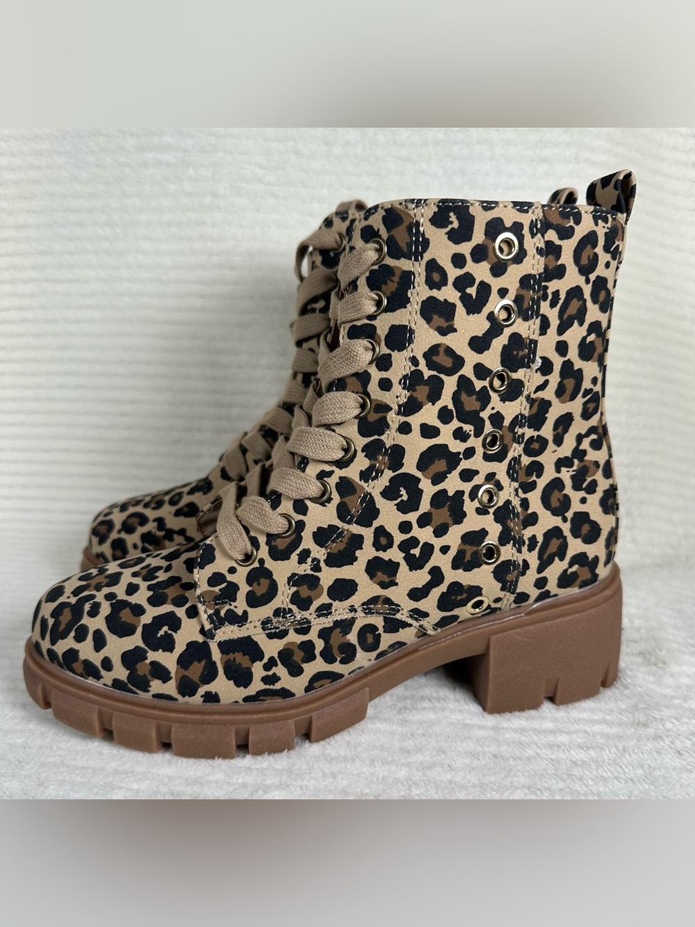 Thereabouts Big Girls Blakely Leopard Chuncky Heel Boots NWT Size 4